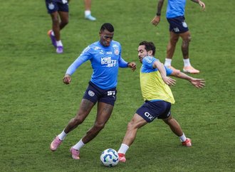 Bahia define time com retornos importantes para duelo com Internacional