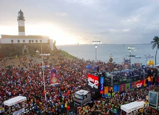 Projeto propõe proibir trios elétricos entre Barra e Ondina em Salvador